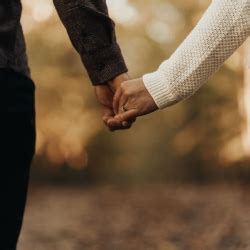 10 Belangrijke Tips voor het vinden van een Nieuwe Relatie na。